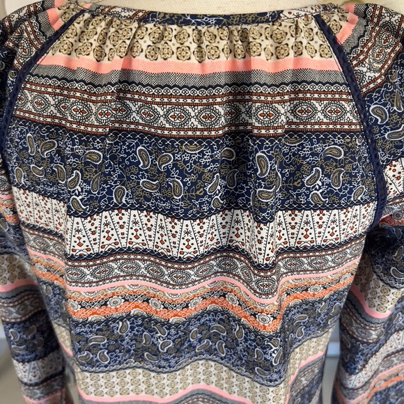Tanzara sz. small boho paisley graphic print top, keyhole neck embroidered #2263 - Picture 5 of 9